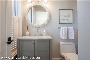 115 Surfside Road Nantucket Thumb 22