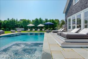 115 Surfside Road Nantucket Thumb 51
