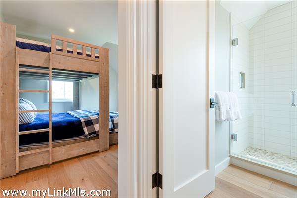 115 Surfside Road Nantucket Image 37