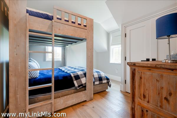 115 Surfside Road Nantucket Image 38