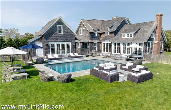 115 Surfside Road Nantucket Image 2