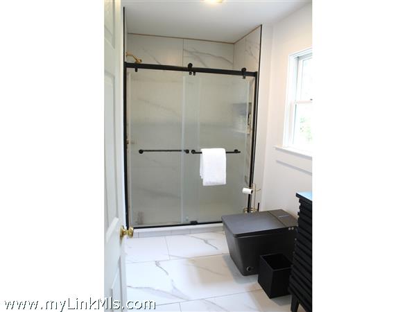 33 Bartlett Road Nantucket Image 12