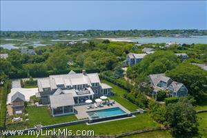 12 Derrymore Road Nantucket For Sale