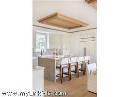 36b Lily Street Nantucket Thumb 6