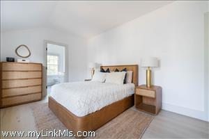 36b Lily Street Nantucket Thumb 13
