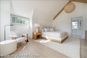 36b Lily Street Nantucket Thumb 9