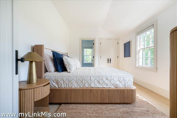 36b Lily Street Nantucket Image 15