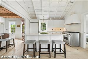 27  North Liberty Street Nantucket Thumb 10