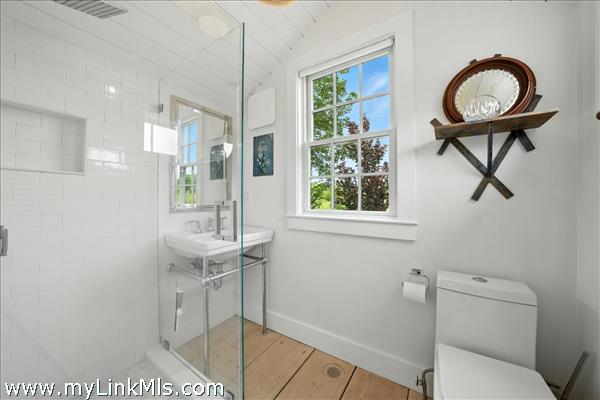27  North Liberty Street Nantucket Image 20