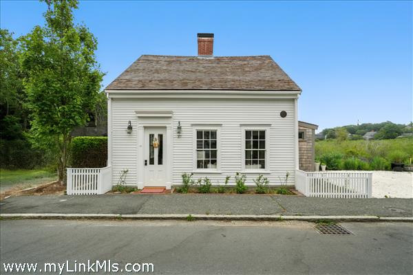 27  North Liberty Street Nantucket Image 4