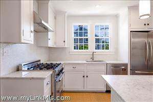 34 Pine Street Nantucket Thumb 4